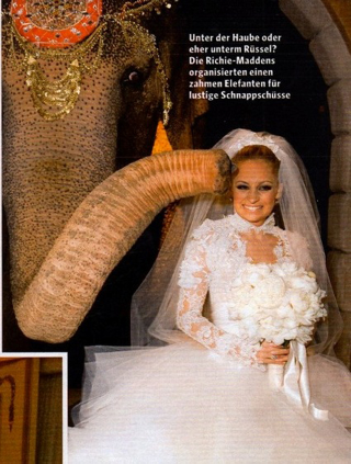 Illustration for article titled Nicole Richie's Intimate Wedding Photos End Up In German Tabloid